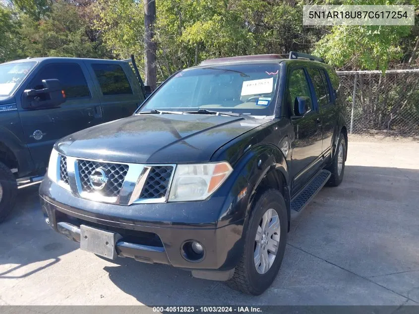 2007 Nissan Pathfinder Le VIN: 5N1AR18U87C617254 Lot: 40512823