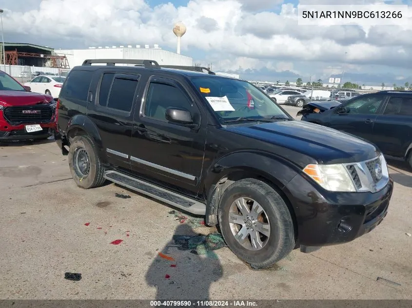 2011 Nissan Pathfinder Silver VIN: 5N1AR1NN9BC613266 Lot: 40799590