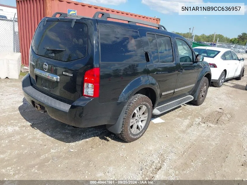 5N1AR1NB9CC636957 2012 Nissan Pathfinder Silver