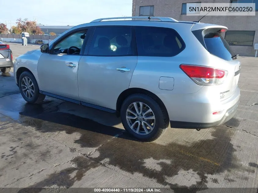 2015 Nissan Pathfinder Platinum/S/Sl/Sv VIN: 5N1AR2MNXFC600250 Lot: 40904440