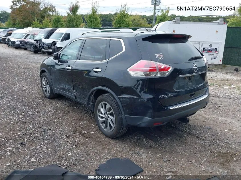 2014 Nissan Rogue S/Sl/Sv VIN: 5N1AT2MV7EC790654 Lot: 40454789