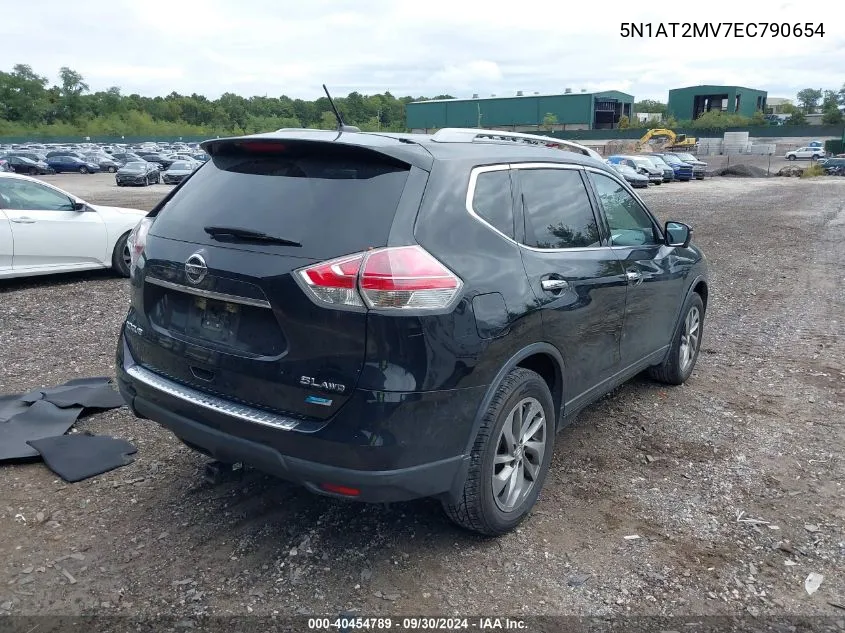 2014 Nissan Rogue S/Sl/Sv VIN: 5N1AT2MV7EC790654 Lot: 40454789