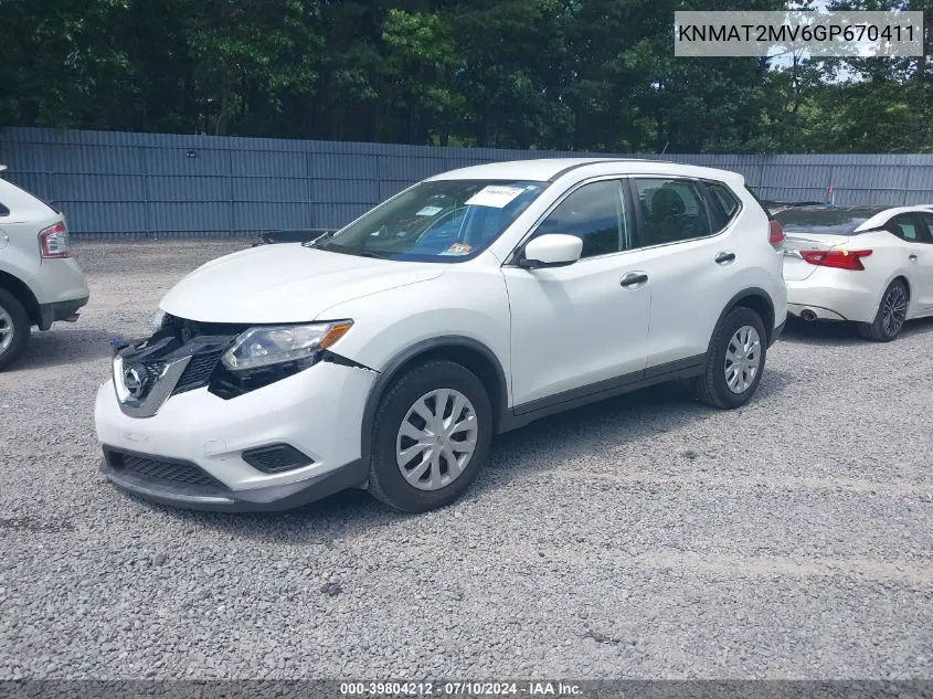 2016 Nissan Rogue S VIN: KNMAT2MV6GP670411 Lot: 39804212