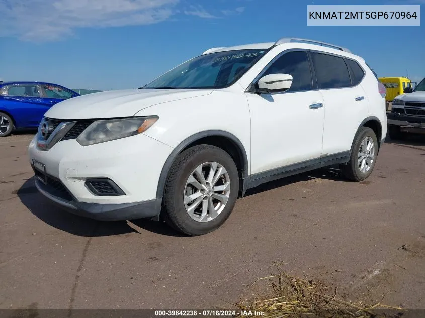 2016 Nissan Rogue Sv VIN: KNMAT2MT5GP670964 Lot: 39842238