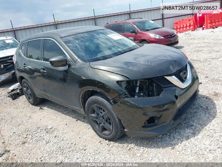 2016 Nissan Rogue S VIN: JN8AT2MT5GW028657 Lot: 40200924