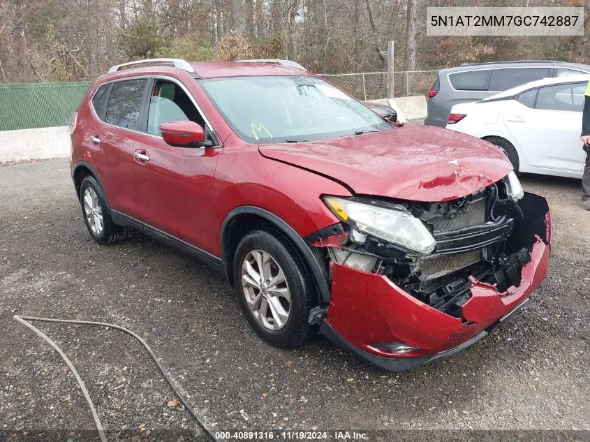 2016 Nissan Rogue Sv VIN: 5N1AT2MM7GC742887 Lot: 40891316