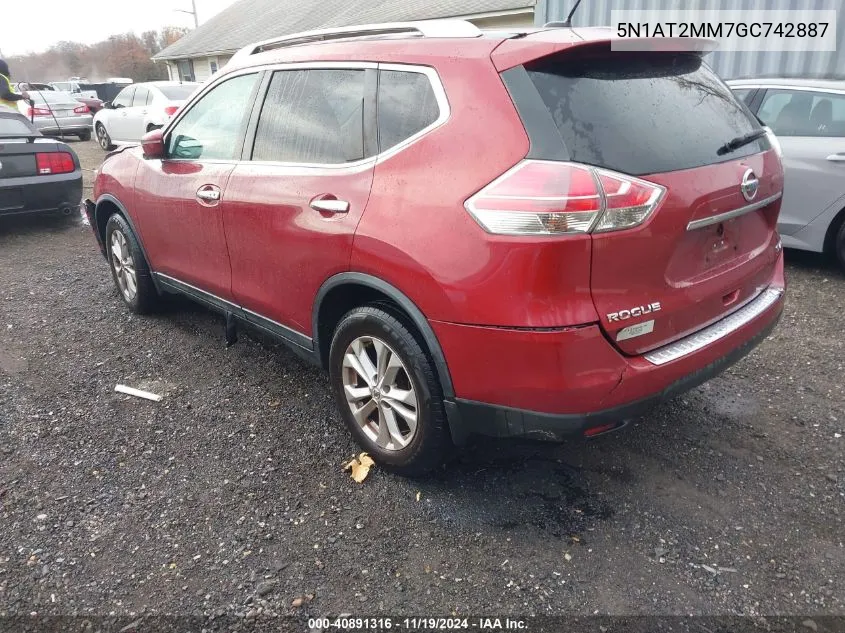 2016 Nissan Rogue Sv VIN: 5N1AT2MM7GC742887 Lot: 40891316