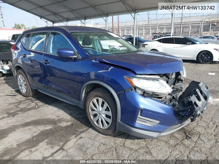 2017 Nissan Rogue S VIN: JN8AT2MT4HW133742 Lot: 40226102