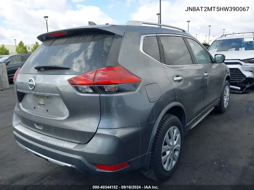 2017 Nissan Rogue S VIN: JN8AT2MT5HW390067 Lot: 40344152