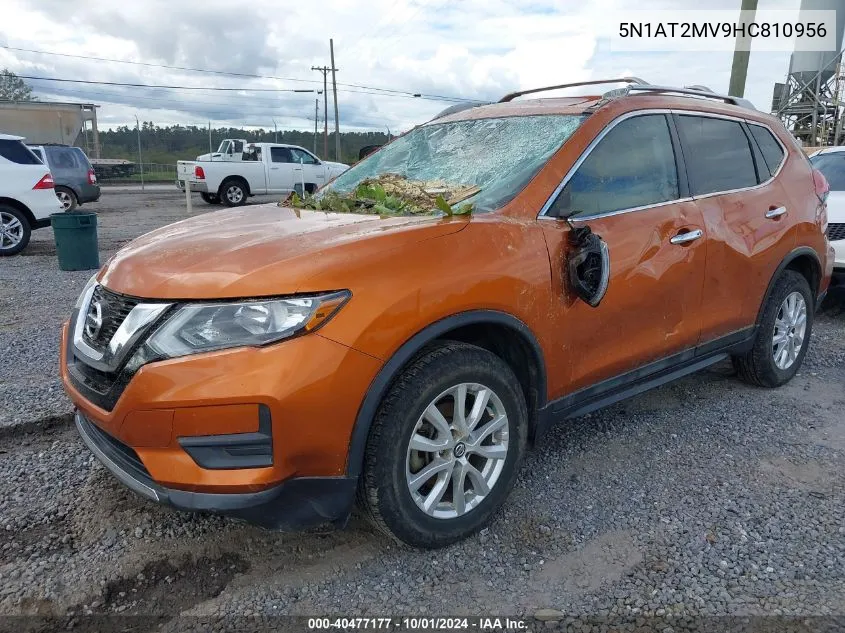 2017 Nissan Rogue Sv VIN: 5N1AT2MV9HC810956 Lot: 40477177