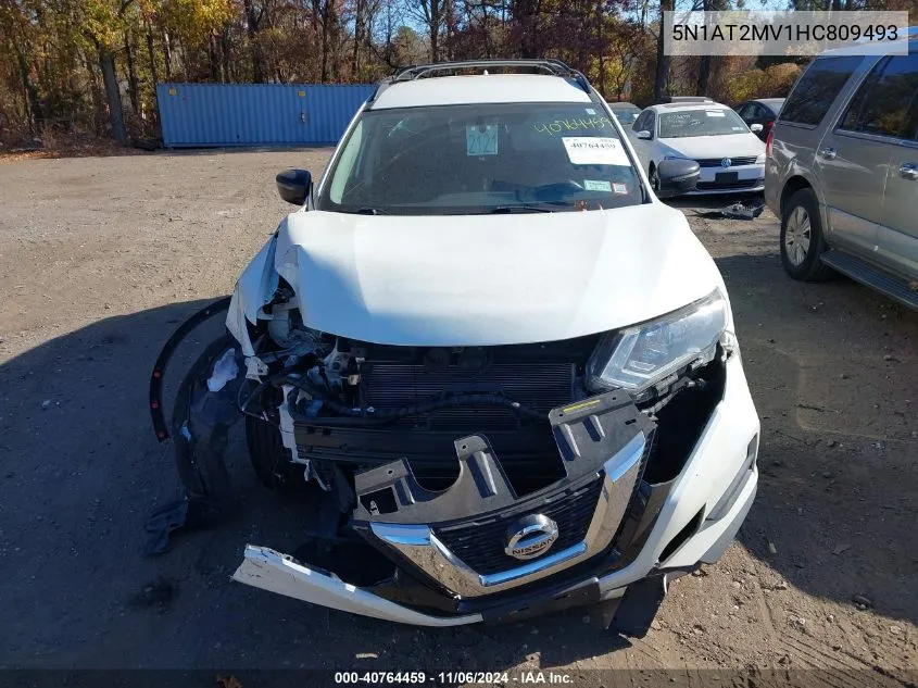 2017 Nissan Rogue Sv VIN: 5N1AT2MV1HC809493 Lot: 40764459