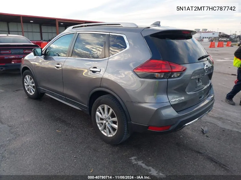 2017 Nissan Rogue Sv VIN: 5N1AT2MT7HC787742 Lot: 40790714