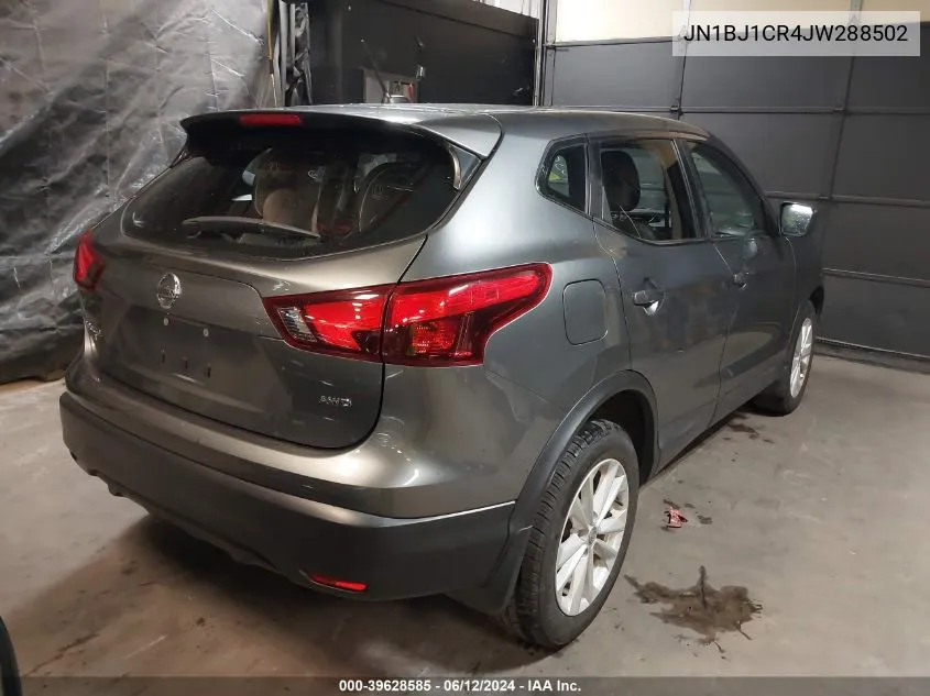 JN1BJ1CR4JW288502 2018 Nissan Rogue Sport S