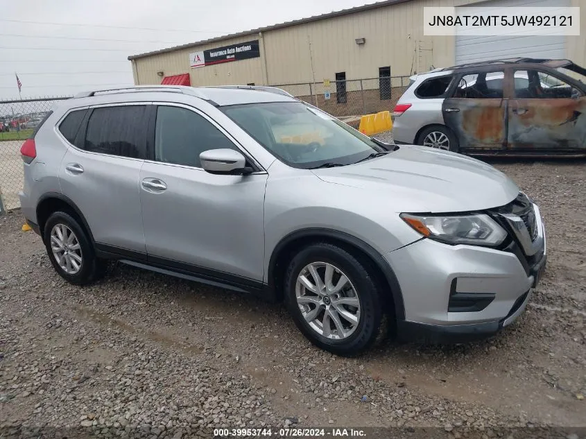 2018 Nissan Rogue Sv VIN: JN8AT2MT5JW492121 Lot: 39953744