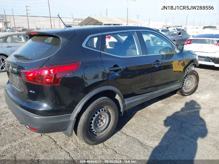 JN1BJ1CR5JW288556 2018 Nissan Rogue Sport S