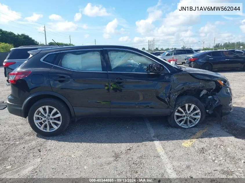 2021 Nissan Rogue Sport S VIN: JN1BJ1AV6MW562044 Lot: 40344885