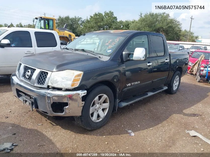 2005 Nissan Titan Le VIN: 1N6BA07A05N575744 Lot: 40747289