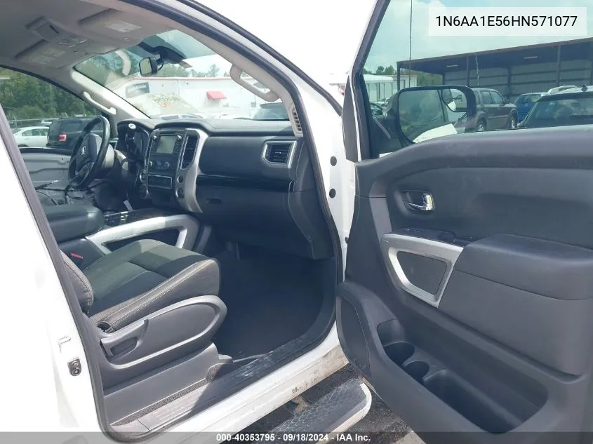 1N6AA1E56HN571077 2017 Nissan Titan Sv