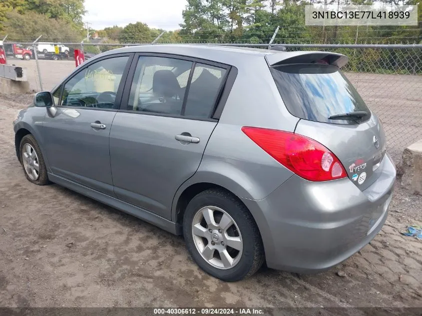 3N1BC13E77L418939 2007 Nissan Versa 1.8Sl