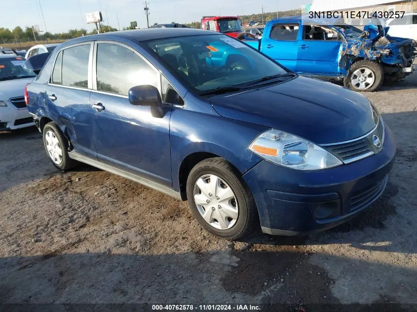 2007 Nissan Versa 1.8S VIN: 3N1BC11E47L430257 Lot: 40762578