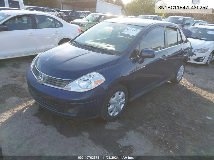 2007 Nissan Versa 1.8S VIN: 3N1BC11E47L430257 Lot: 40762578