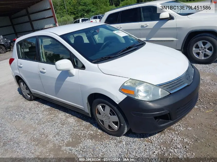 2009 Nissan Versa 1.8S VIN: 3N1BC13E79L451586 Lot: 39830334