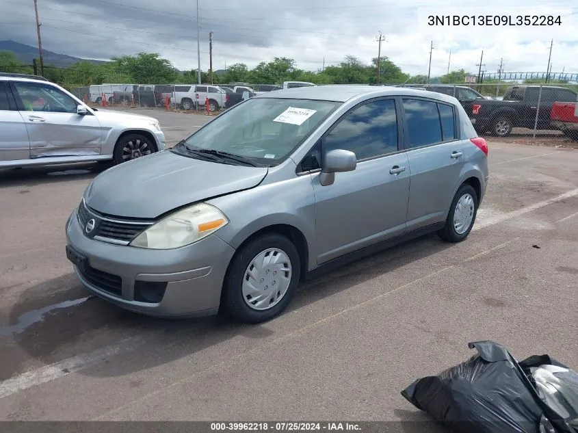 2009 Nissan Versa 1.8S VIN: 3N1BC13E09L352284 Lot: 39962218