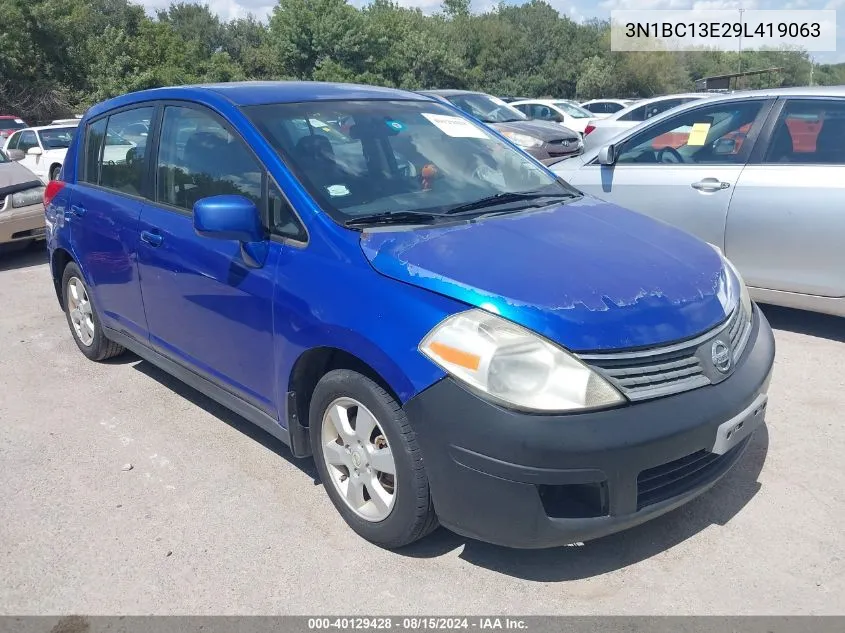 3N1BC13E29L419063 2009 Nissan Versa 1.8Sl