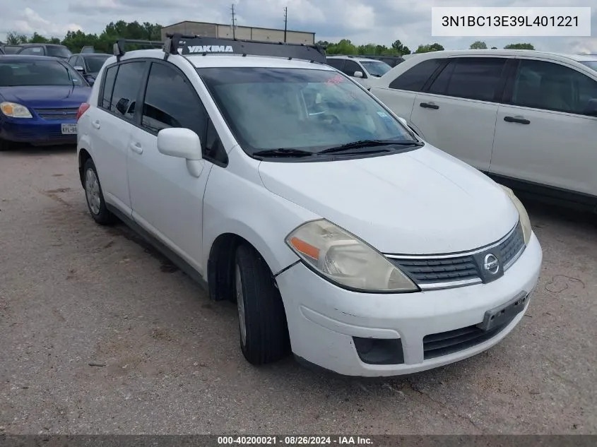 2009 Nissan Versa 1.8S VIN: 3N1BC13E39L401221 Lot: 40200021