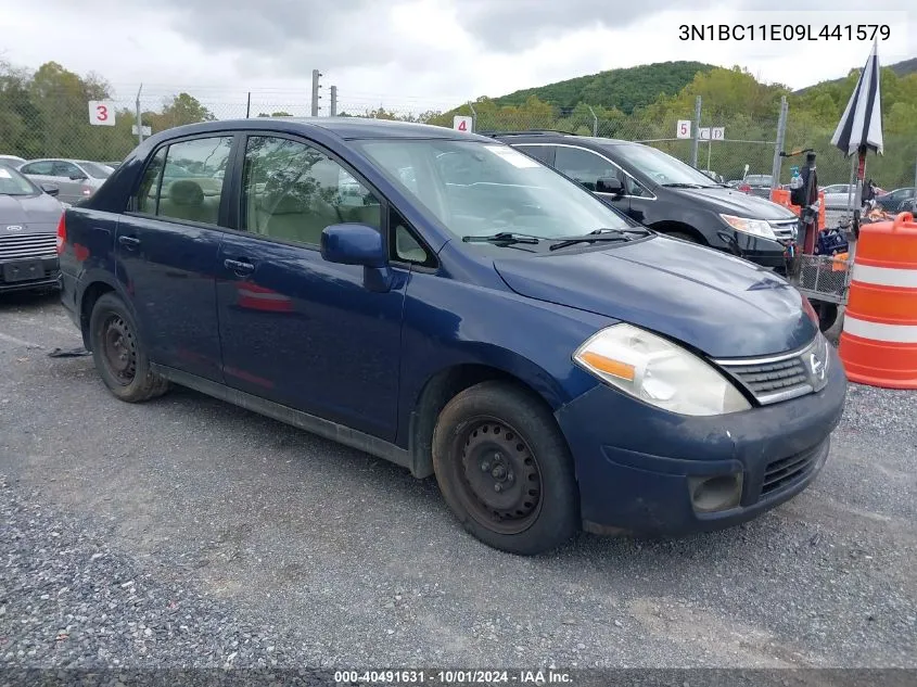 2009 Nissan Versa 1.8S VIN: 3N1BC11E09L441579 Lot: 40491631