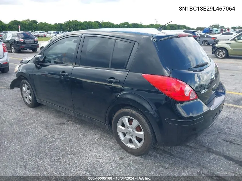 2009 Nissan Versa 1.8S VIN: 3N1BC13E29L467064 Lot: 40505168