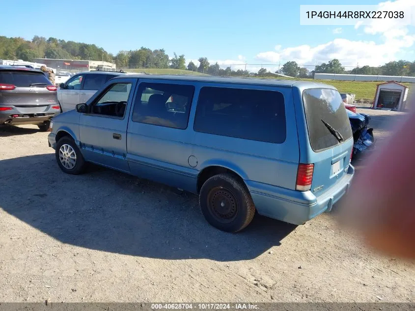 1994 Plymouth Grand Voyager Se VIN: 1P4GH44R8RX227038 Lot: 40628704