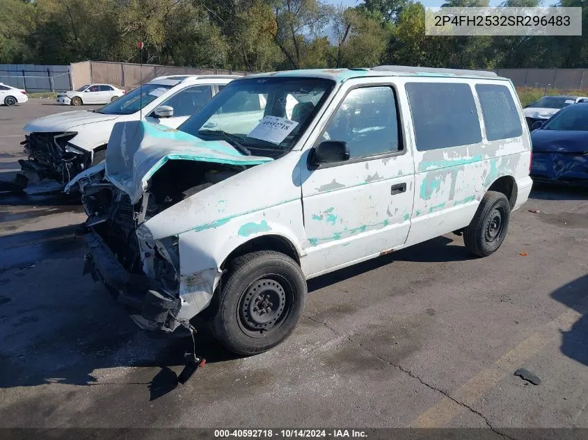 1995 Plymouth Voyager VIN: 2P4FH2532SR296483 Lot: 40592718