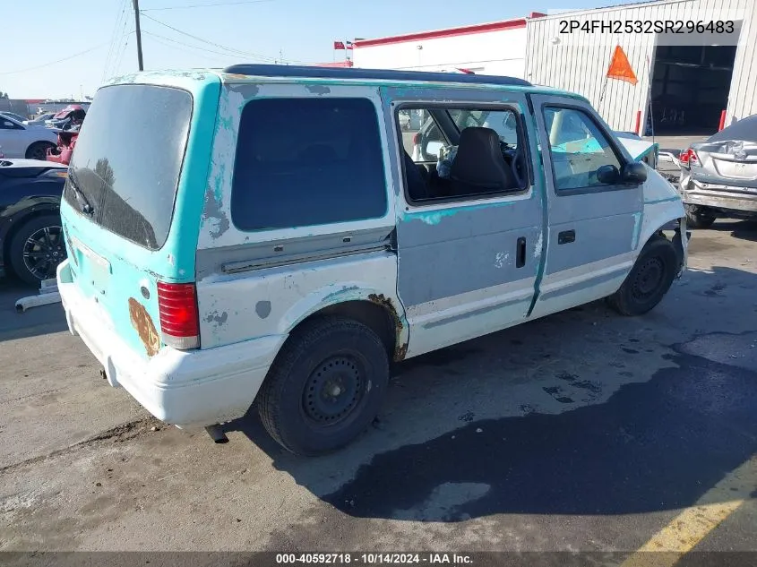 1995 Plymouth Voyager VIN: 2P4FH2532SR296483 Lot: 40592718