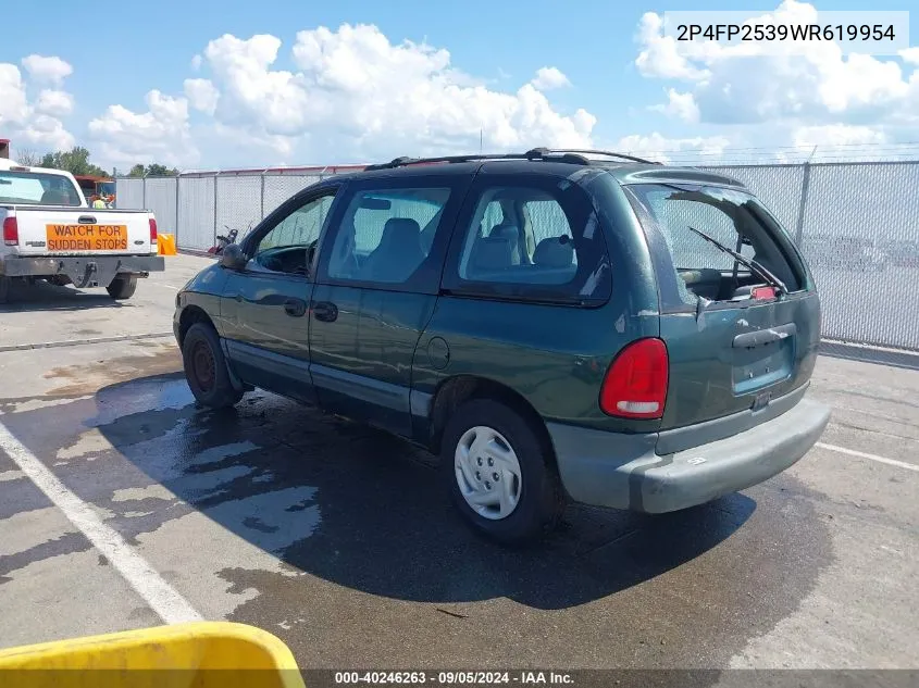 2P4FP2539WR619954 1998 Plymouth Voyager