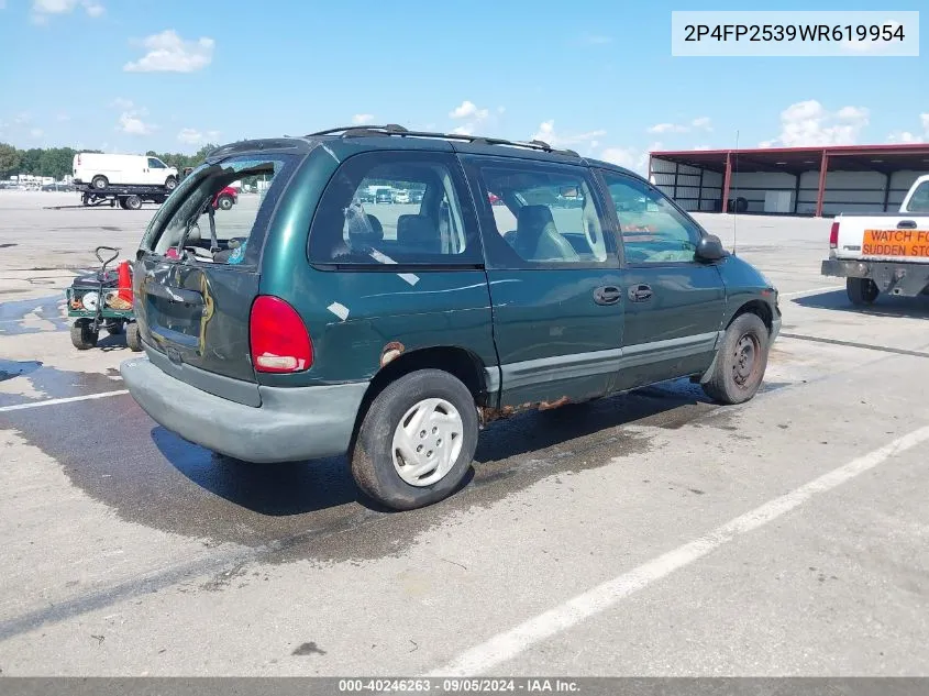 1998 Plymouth Voyager VIN: 2P4FP2539WR619954 Lot: 40246263