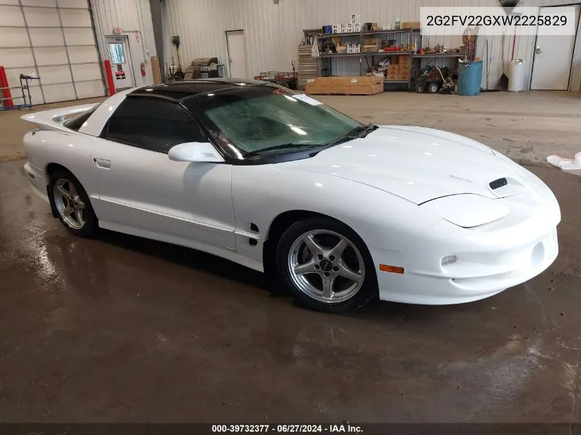 2G2FV22GXW2225829 1998 Pontiac Firebird Trans Am