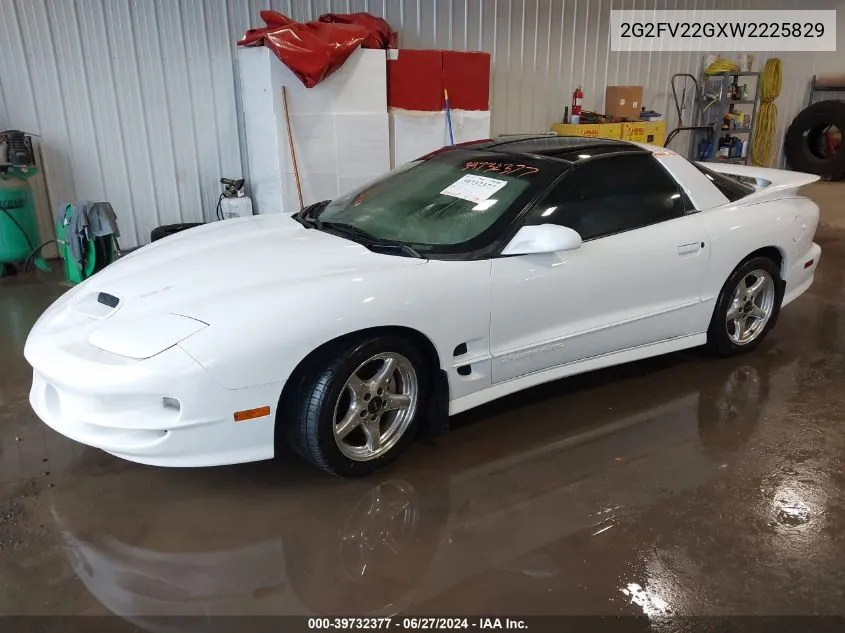 2G2FV22GXW2225829 1998 Pontiac Firebird Trans Am