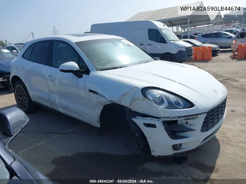 WP1AB2A59GLB44674 2016 Porsche Macan S