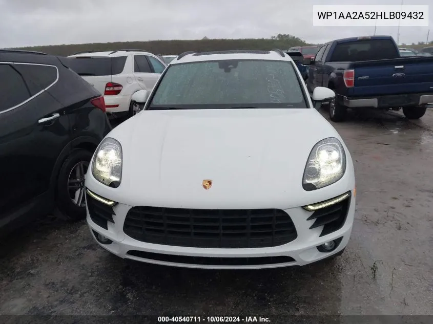 2017 Porsche Macan VIN: WP1AA2A52HLB09432 Lot: 40540711