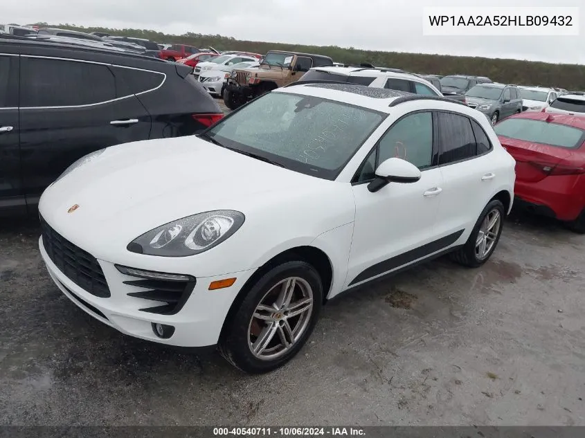 2017 Porsche Macan VIN: WP1AA2A52HLB09432 Lot: 40540711