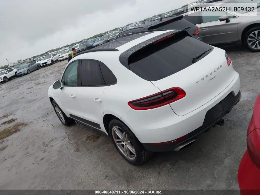 2017 Porsche Macan VIN: WP1AA2A52HLB09432 Lot: 40540711