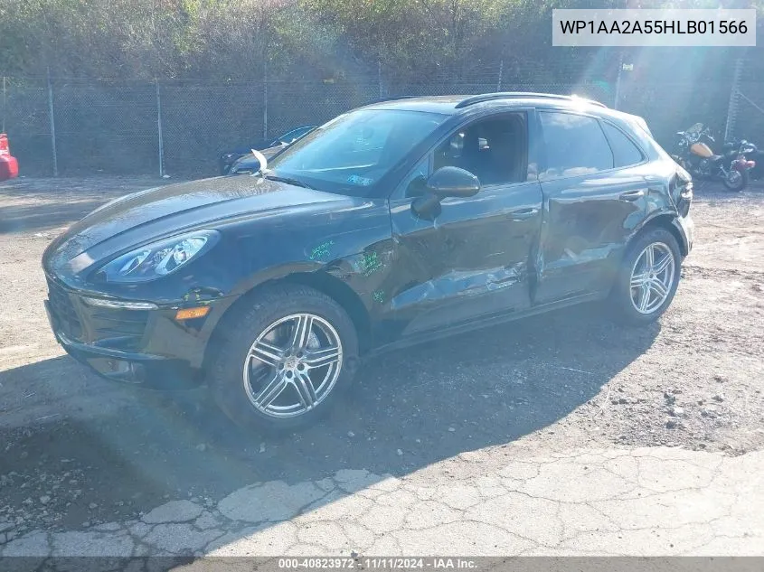 2017 Porsche Macan VIN: WP1AA2A55HLB01566 Lot: 40823972