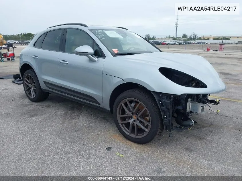 2024 Porsche Macan T VIN: WP1AA2A54RLB04217 Lot: 39844149