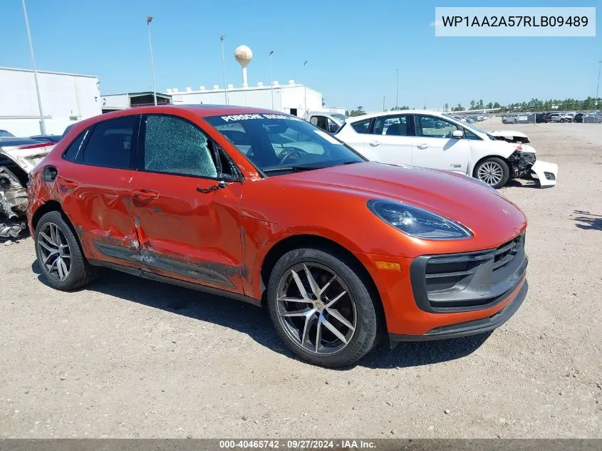 2024 Porsche Macan T VIN: WP1AA2A57RLB09489 Lot: 40465742