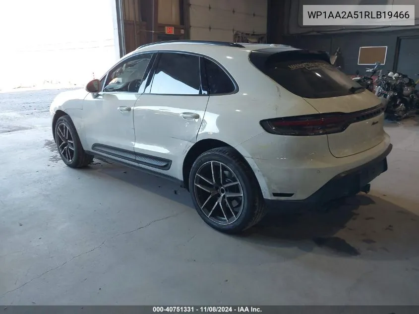 2024 Porsche Macan T VIN: WP1AA2A51RLB19466 Lot: 40751331