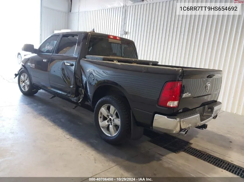 1C6RR7TT9HS654692 2017 Ram 1500 Big Horn 4X4 6'4 Box