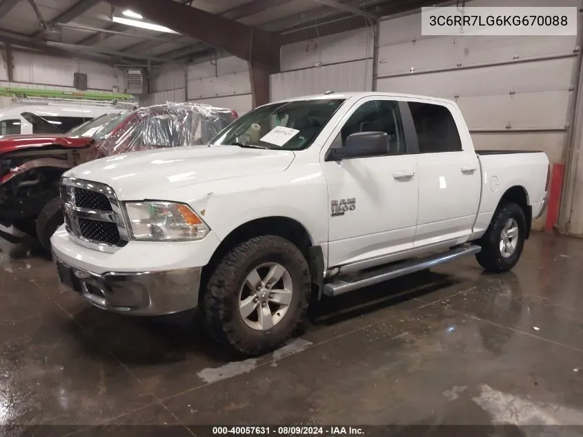 3C6RR7LG6KG670088 2019 Ram 1500 Classic Slt 4X4 5'7 Box