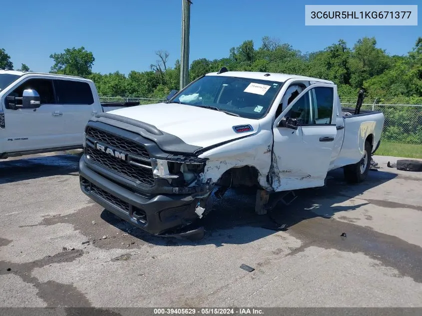 2019 Ram 2500 Tradesman 4X4 8' Box VIN: 3C6UR5HL1KG671377 Lot: 39405629