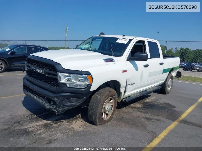 2019 Ram 2500 Tradesman 4X4 6'4 Box VIN: 3C6UR5CJ0KG570398 Lot: 39852612